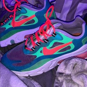 nike air max 270 reacts